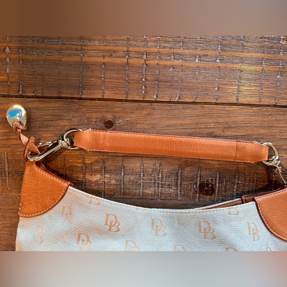 DOONEY & BOURKE Shoudler Bag - Picture 8 of 15